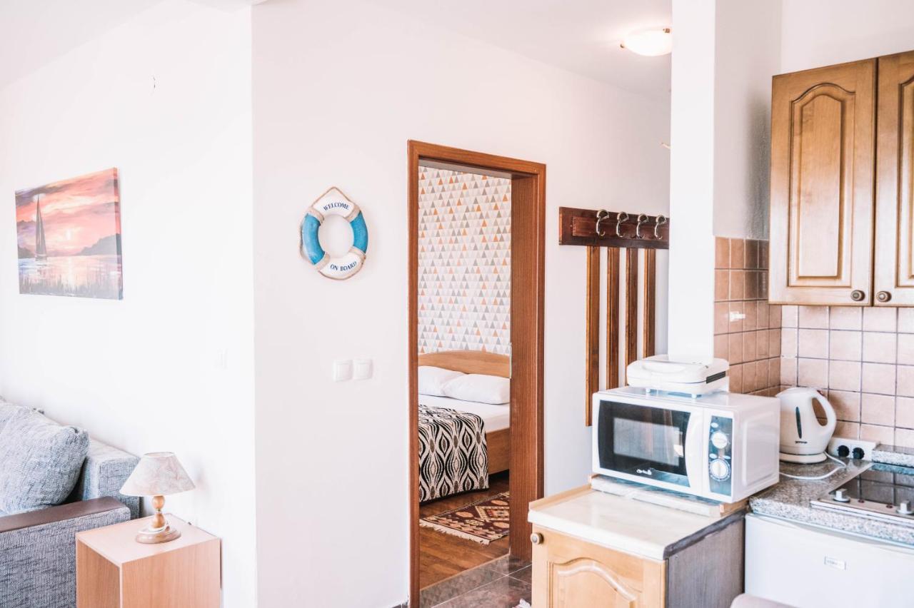 Bivalvia Apartments Apartment