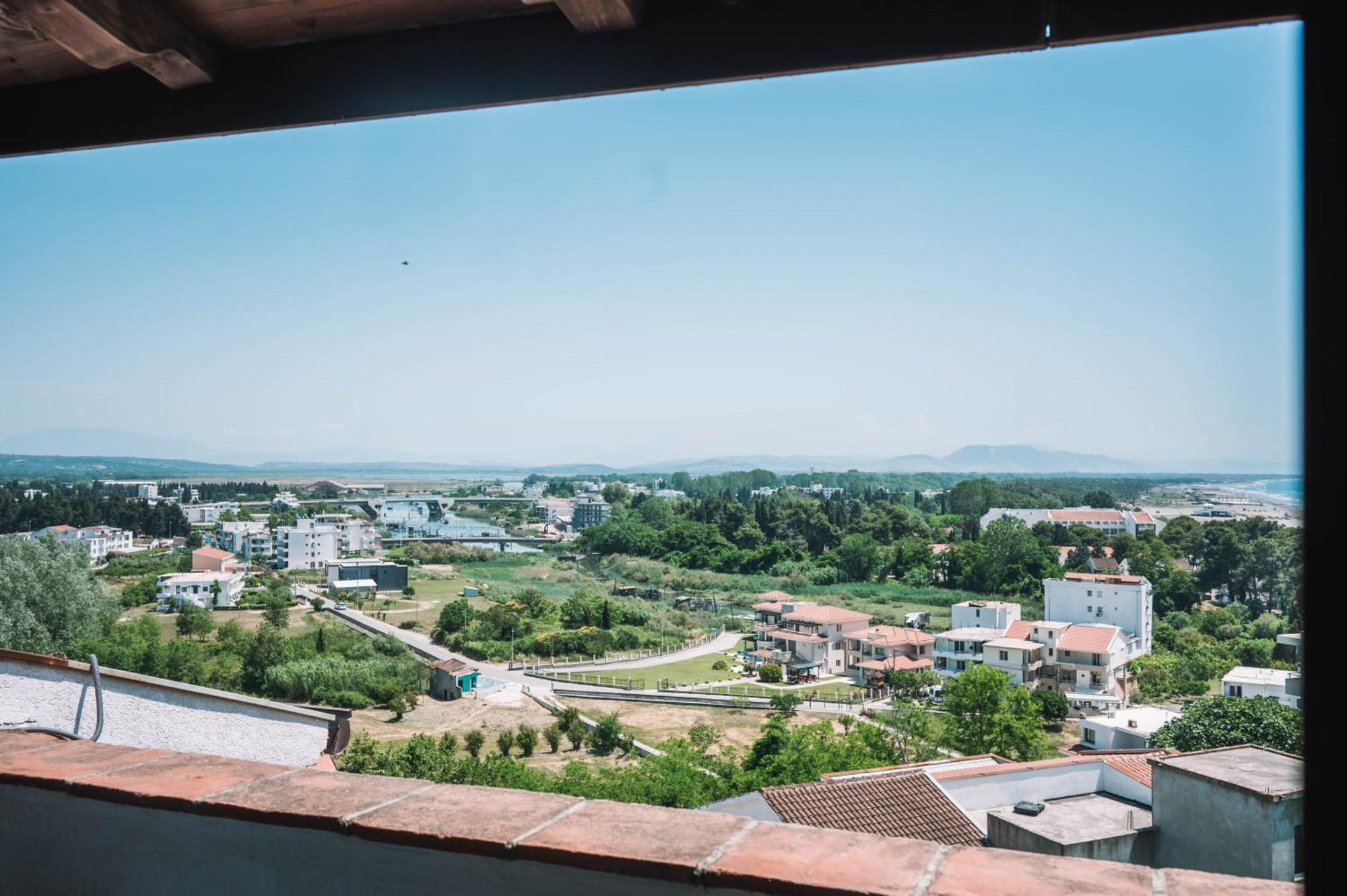 Bivalvia Apartments *